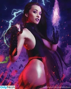 Joanie Brosas / JoanieBrosas фото голая #0082