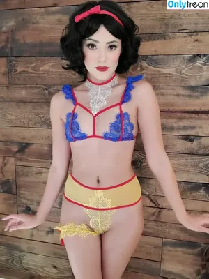 Joanie Brosas / JoanieBrosas фото голая #0309