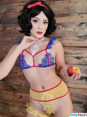Joanie Brosas / JoanieBrosas фото голая #0327