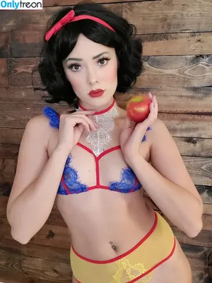 Joanie Brosas / JoanieBrosas фото голая #0333