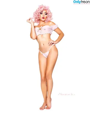 Joanie Brosas / JoanieBrosas фото голая #0715