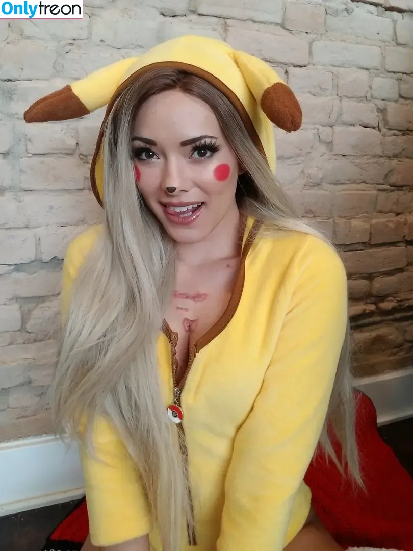 Joanie Brosas голая photo #0241 (JoanieBrosas)
