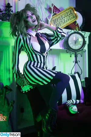 Joanie Brosas / JoanieBrosas фото голая #1075