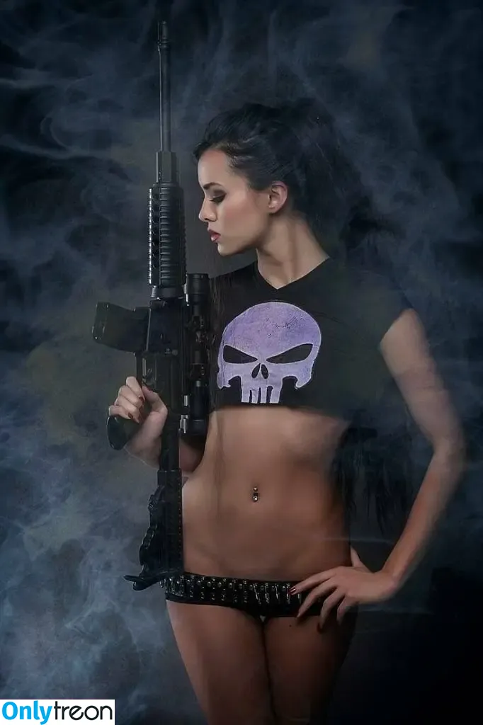 Joanie Brosas голая photo #1201 (JoanieBrosas)