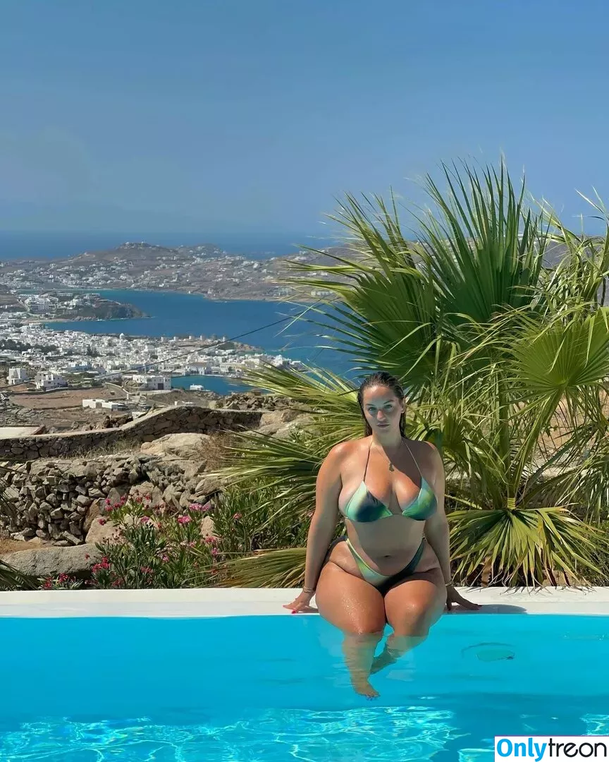Joann Van Den Herik nude photo #0372 (Joannvdherik)