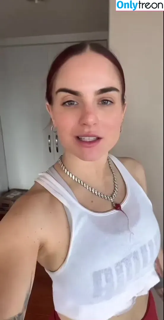 Joanna Jojo Levesque nude photo #0066 (iamjojo)