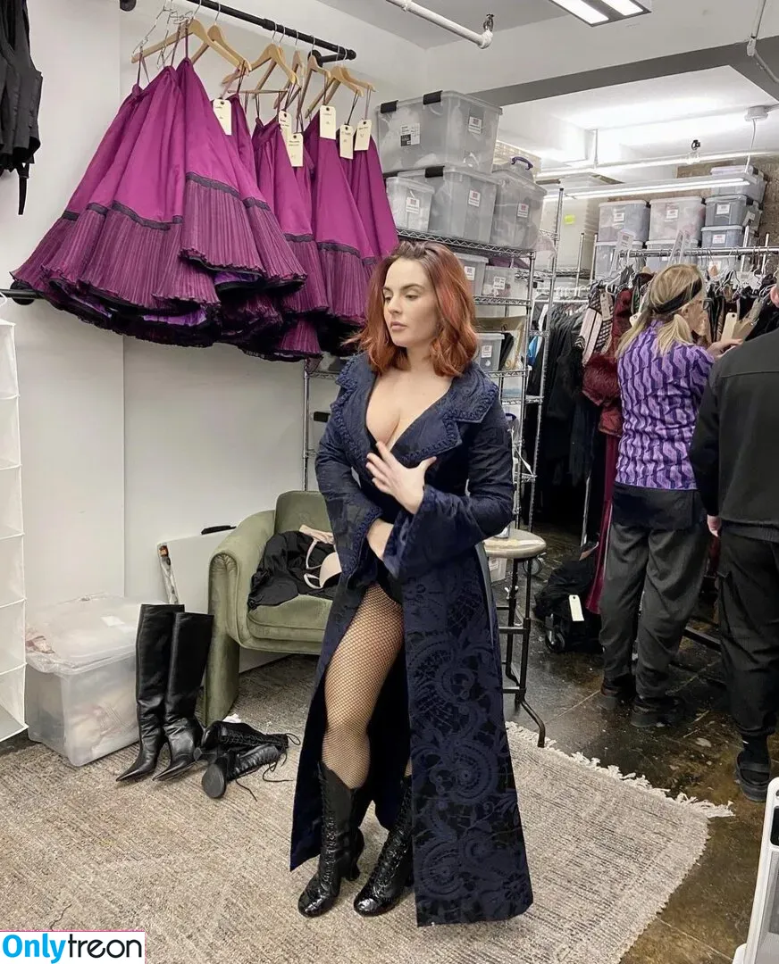 Joanna Jojo Levesque nude photo #0072 (iamjojo)