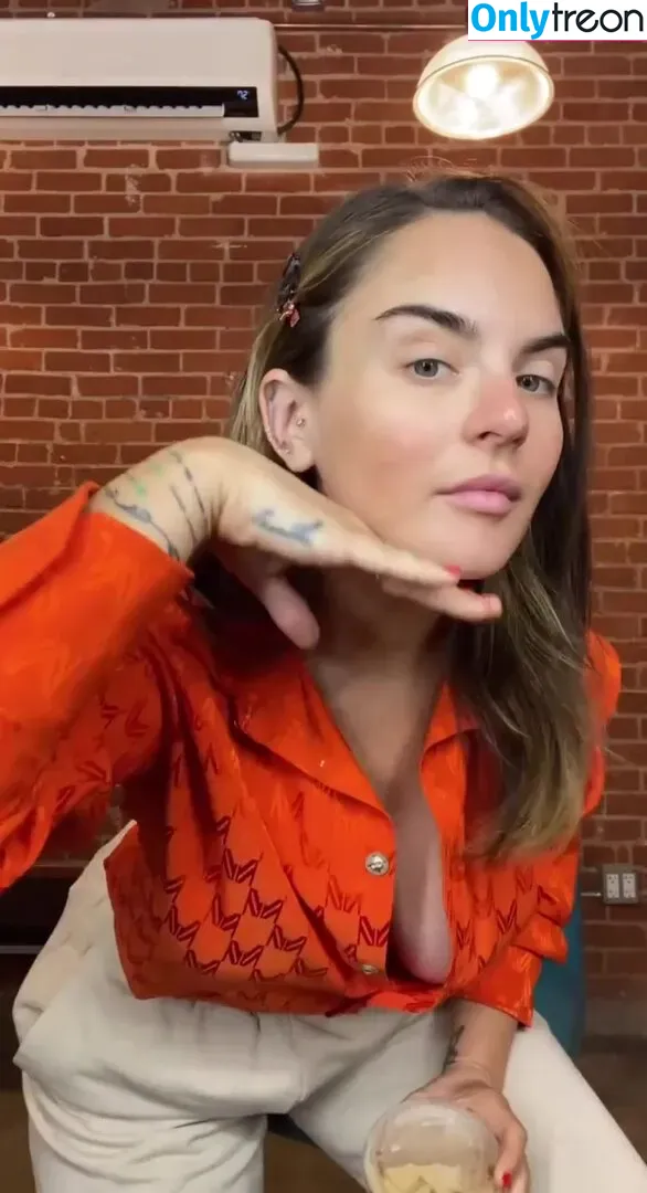 Joanna Jojo Levesque nude photo #0117 (iamjojo)
