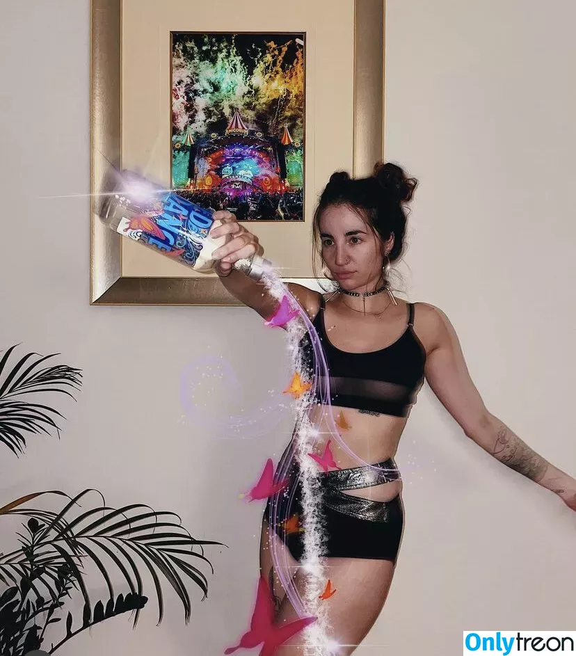 Jodie Calussi голая photo #0144 (jodiecalussi)