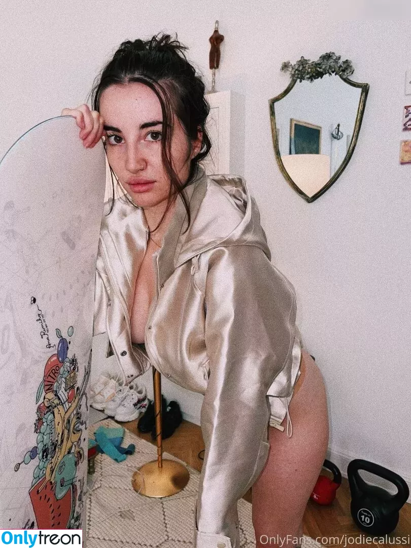Jodie Calussi голая photo #0171 (jodiecalussi)