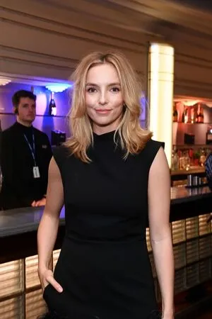 Jodie Comer / jodiemcomer фото голая #0064