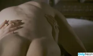 Jodie Comer / jodiemcomer nude photo #0396