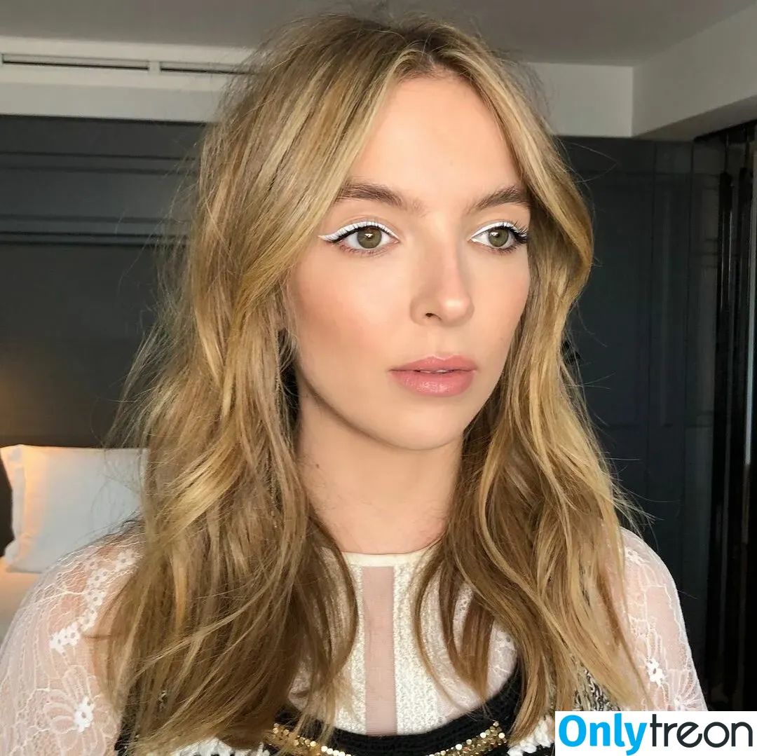 Jodie Comer голая photo #0013 (jodiemcomer)