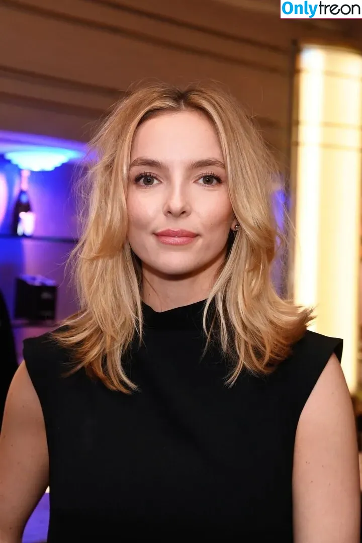 Jodie Comer голая photo #0057 (jodiemcomer)