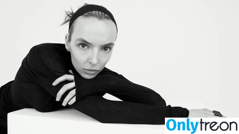 Jodie Comer голая photo #0135 (jodiemcomer)