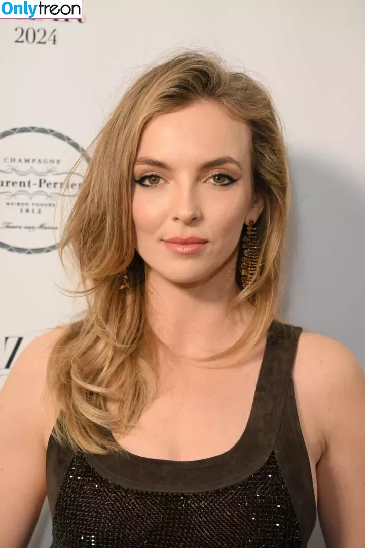 Jodie Comer голая photo #0337 (jodiemcomer)