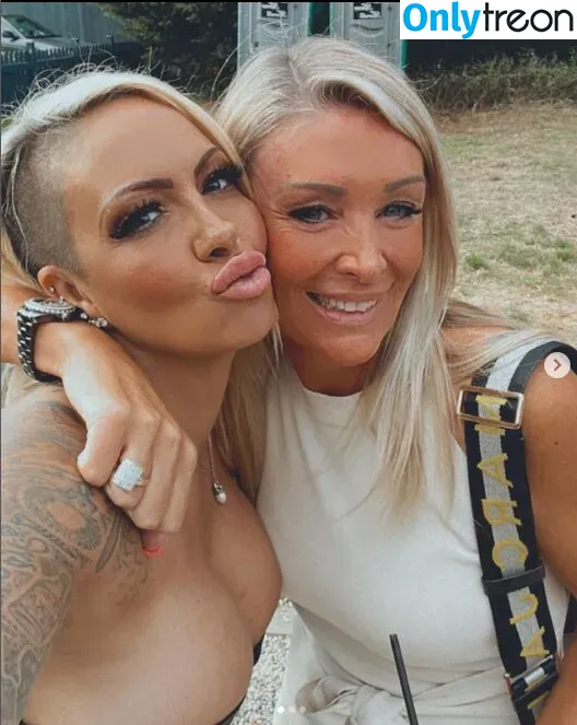 Jodie Marsh nude photo #0145 (jodiemarsh / jodiemarshtv)