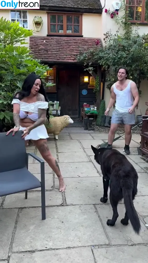 Jodie Marsh nude photo #0652 (jodiemarsh / jodiemarshtv)