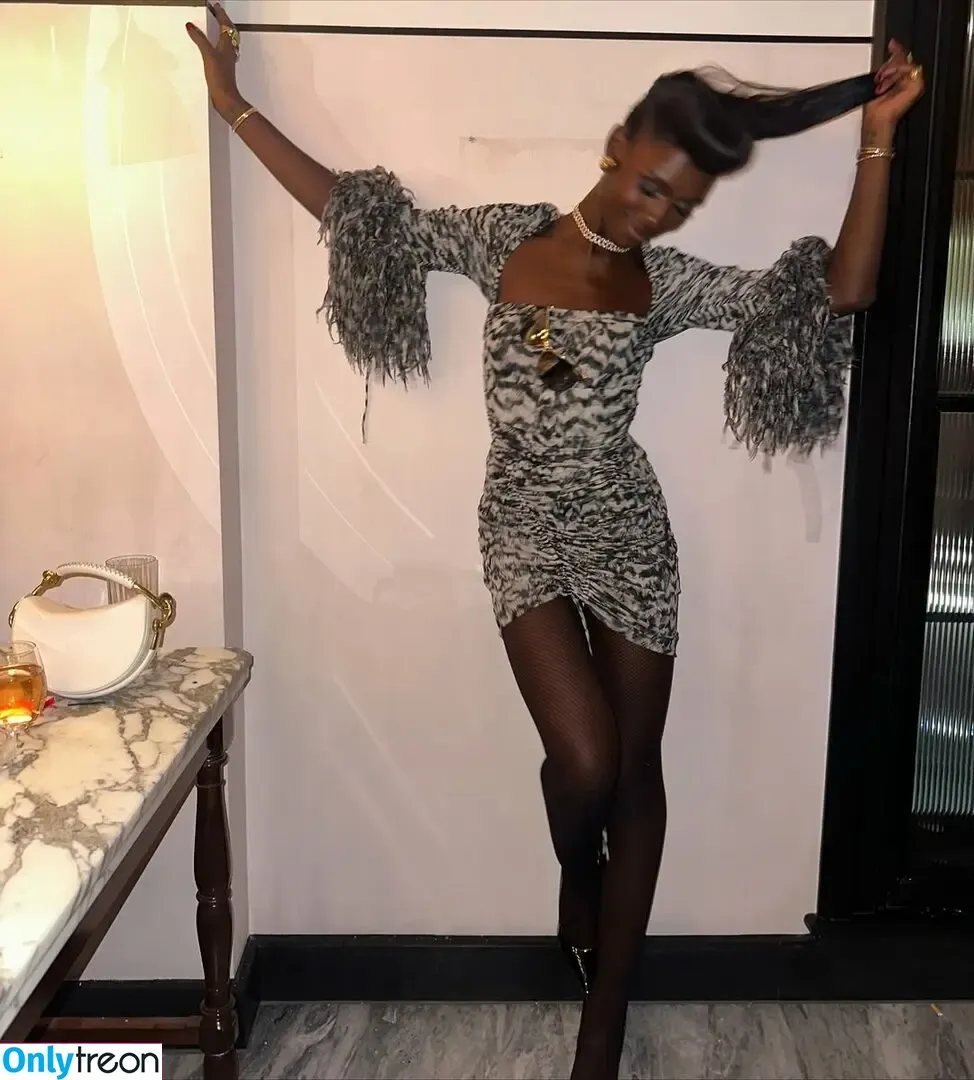 Jodie Turner-Smith nude photo #0098 (jodiesmith)