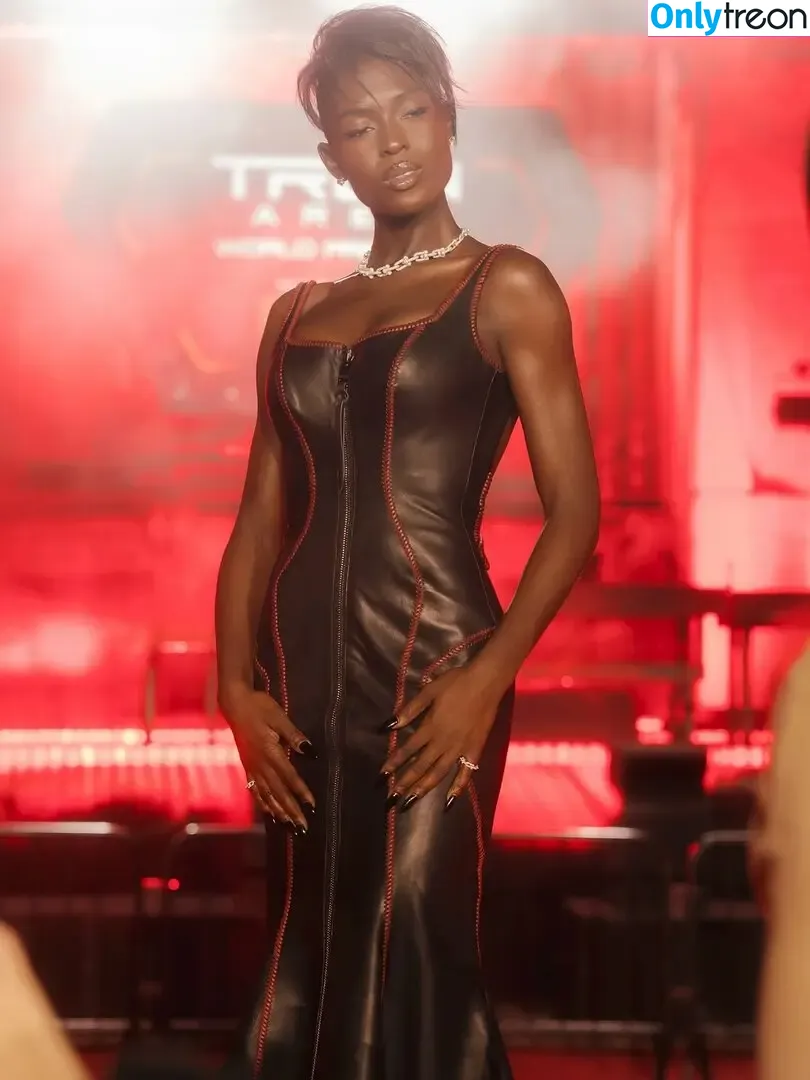Jodie Turner-Smith nude photo #0166 (jodiesmith)