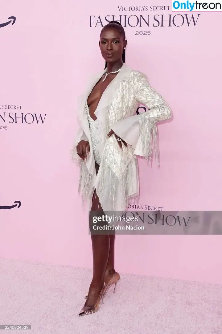 Jodie Turner-Smith голая photo #0178 (jodiesmith)