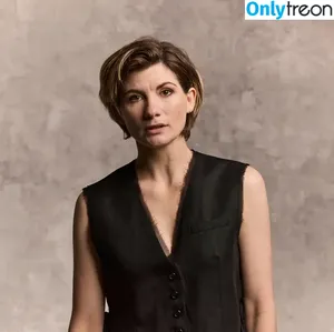 Jodie Whittaker / jodiewhittakerfanpage nude photo #0001