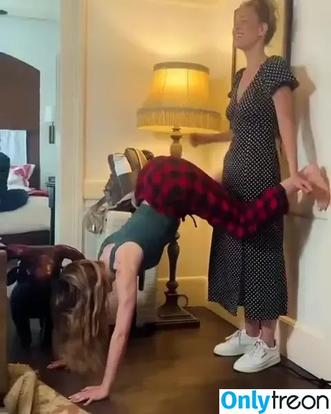 joey_king голая photo #1391 (iam_jaygarcia / joeyking)