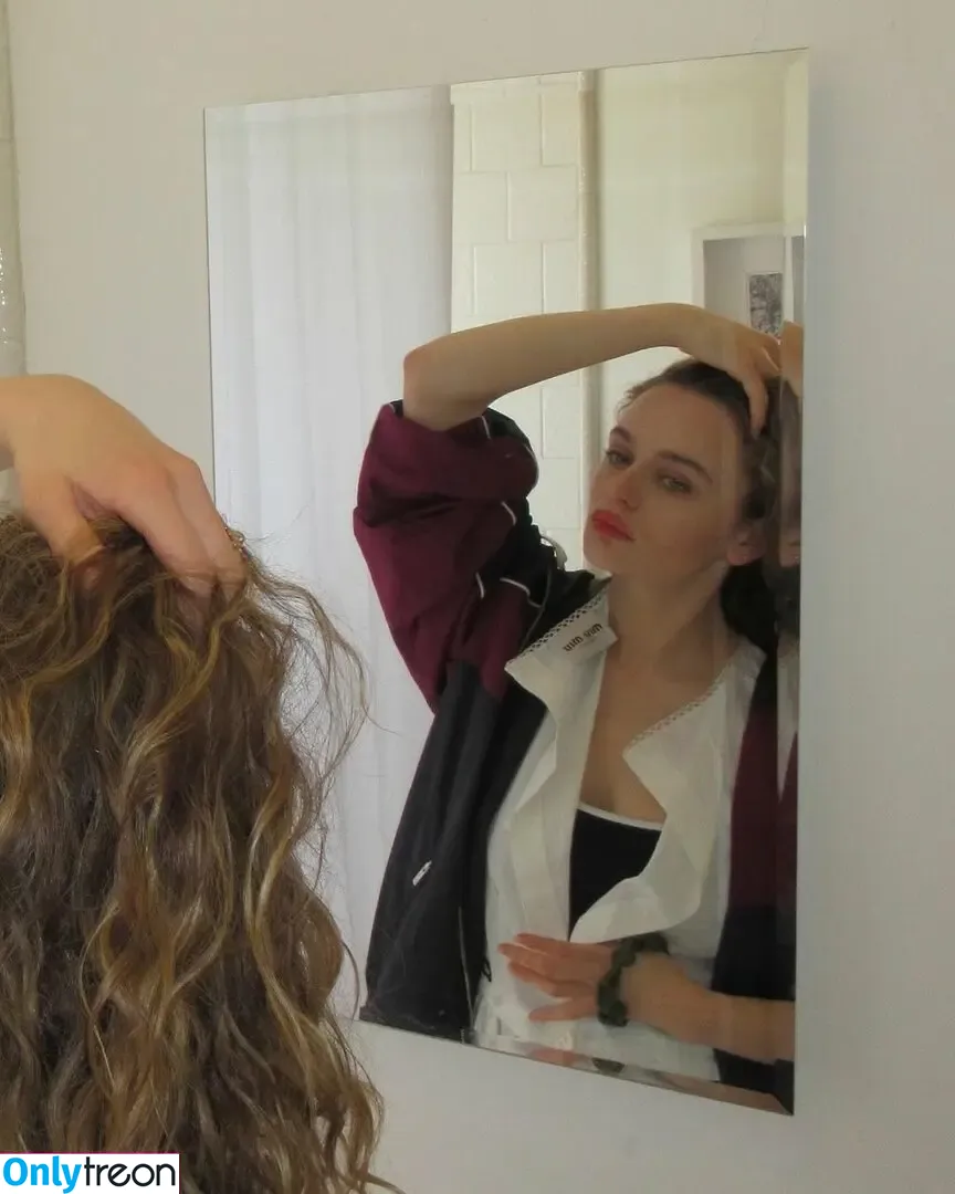 joey_king nude photo #1932 (iam_jaygarcia / joeyking)