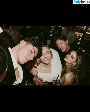joey_king / iam_jaygarcia / joeyking фото голая #2030