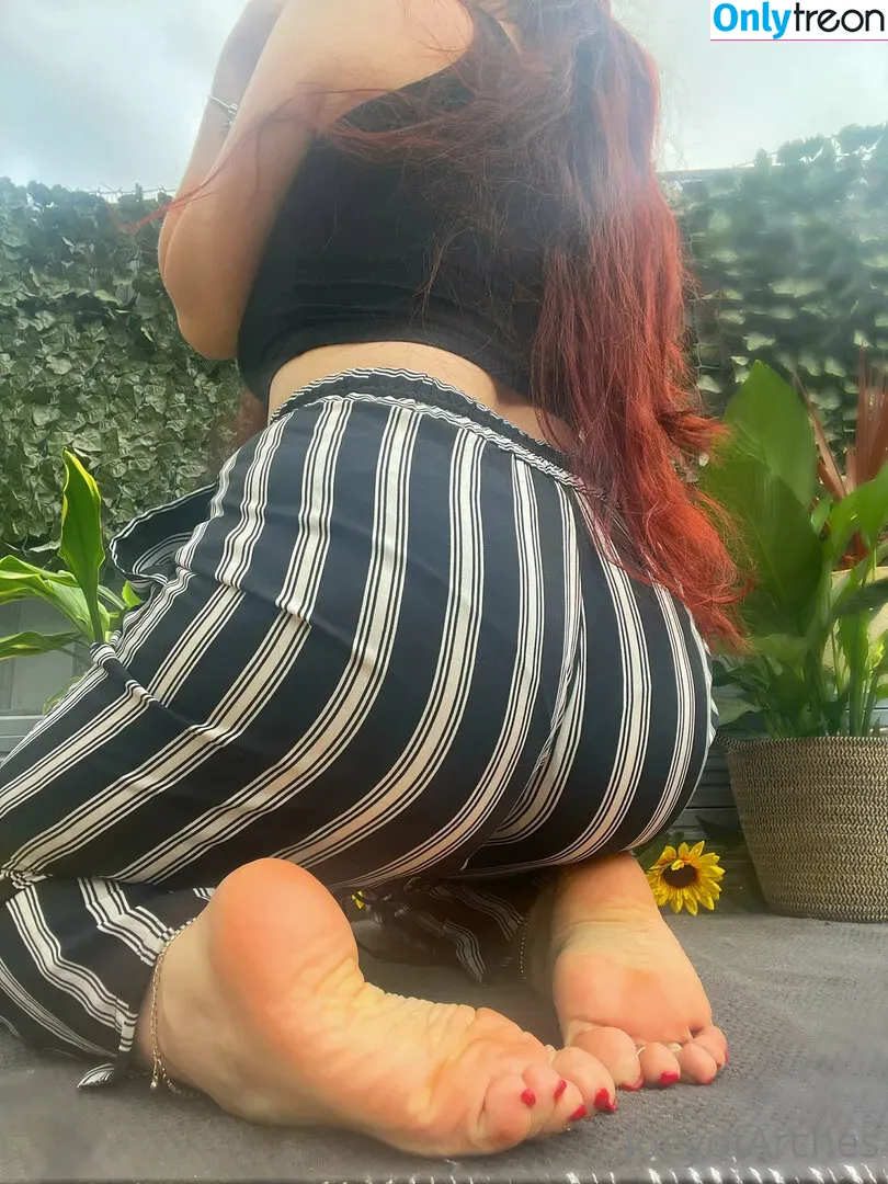 JoeyofArches голая photo #0034 (joeyscotcurves)