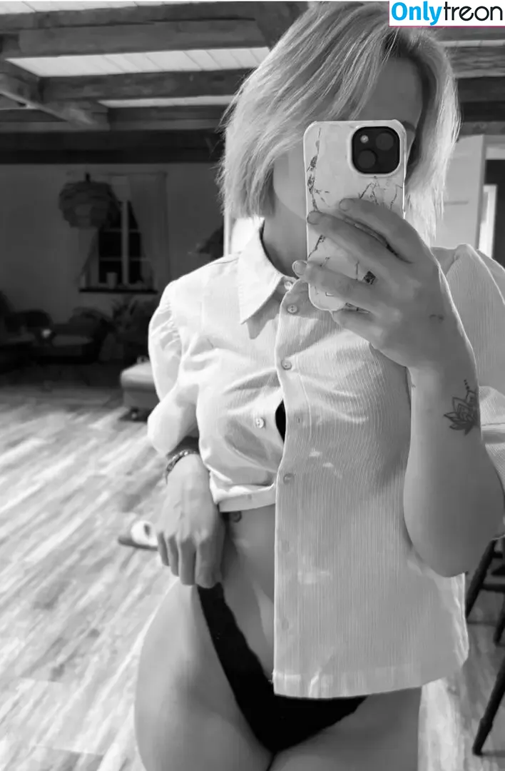Johanna Juhlin голая photo #0163 (johannajuhlin / johannnajuhlin)