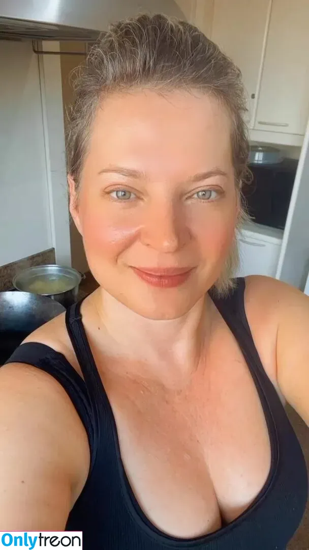 Joice Hasselmann голая photo #0076 (joicehasselmannoficial)