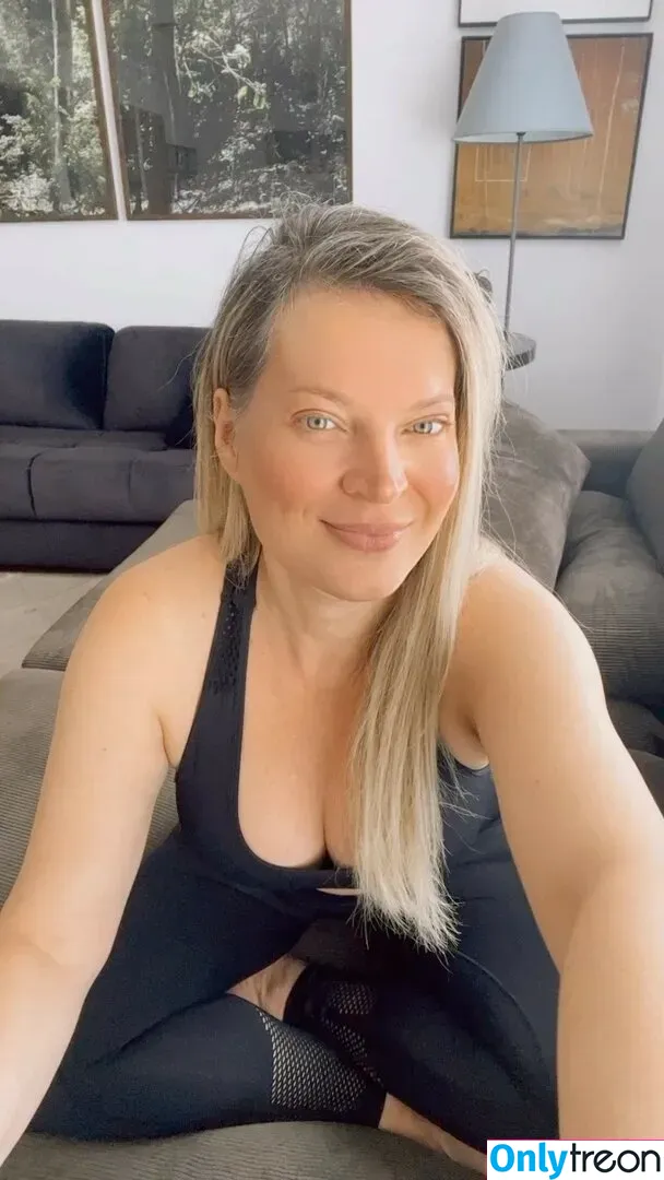Joice Hasselmann nude photo #0080 (joicehasselmannoficial)