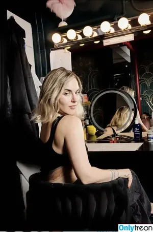 Jojo Levesque / iamjojo фото голая #0589