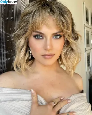 Jojo Levesque / iamjojo фото голая #0645
