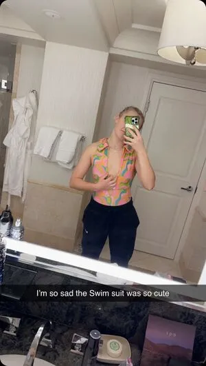 Jojo Siwa / anyuser / itsjojosiwa nude photo #0029