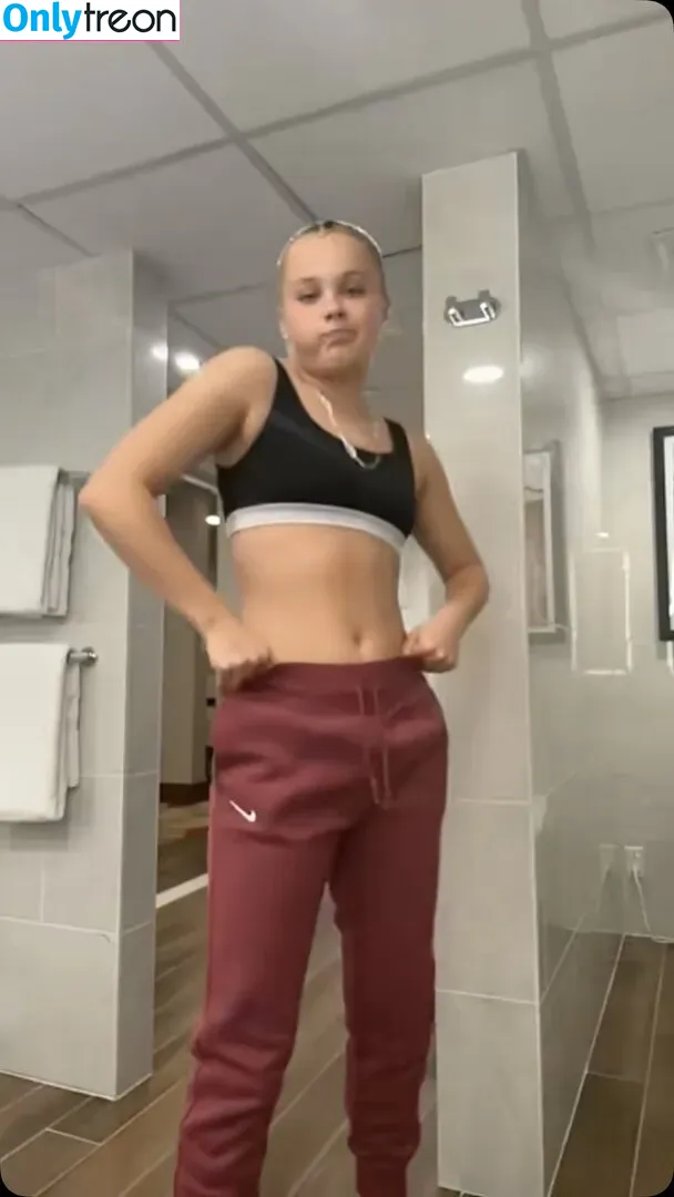 Jojo Siwa nude photo #0023 (anyuser / itsjojosiwa)