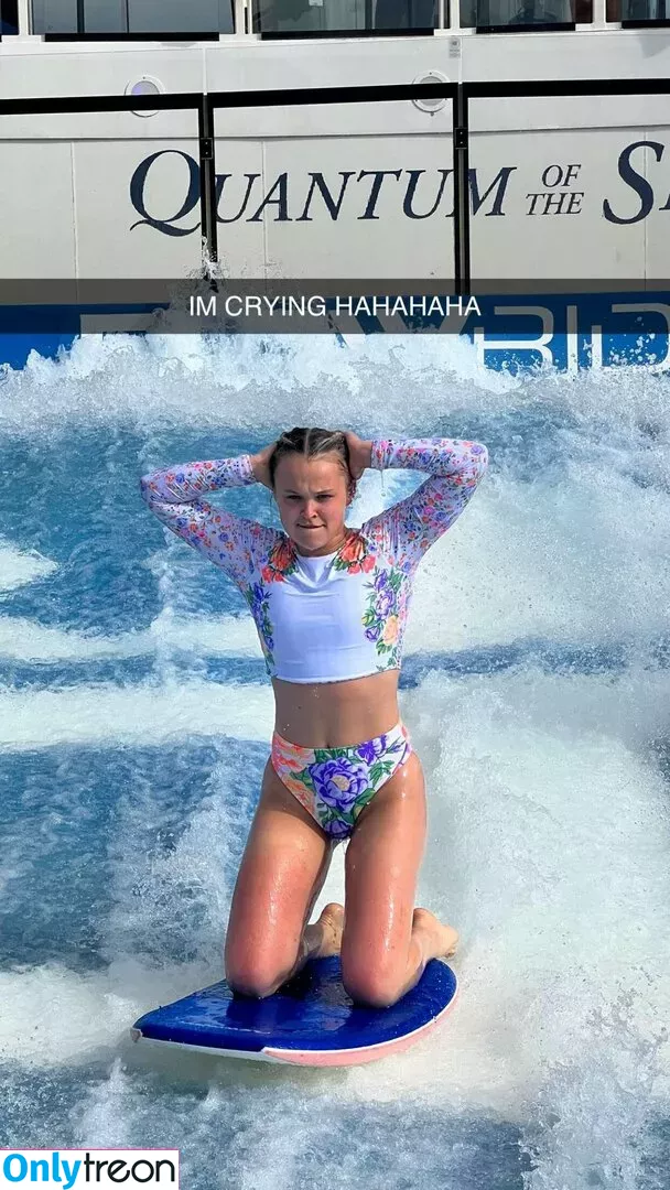 Jojo Siwa nude photo #0061 (anyuser / itsjojosiwa)