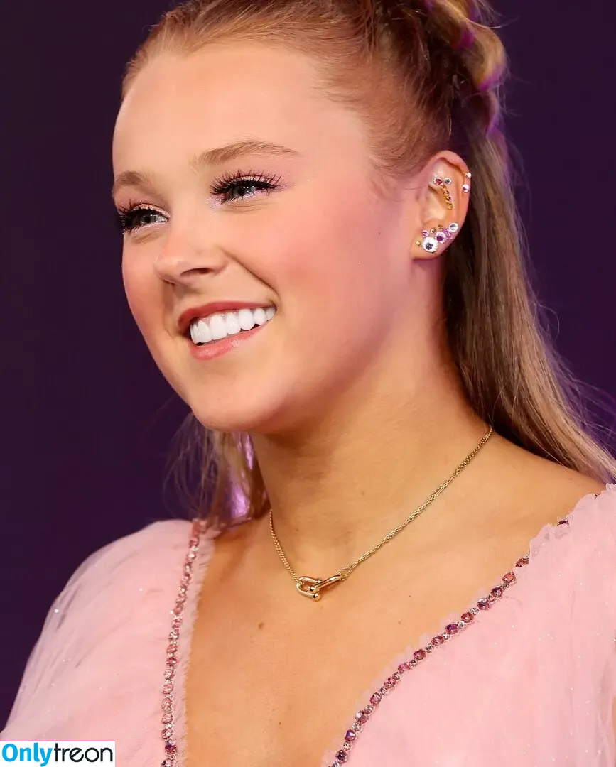 Jojo Siwa голая photo #0171 (anyuser / itsjojosiwa)