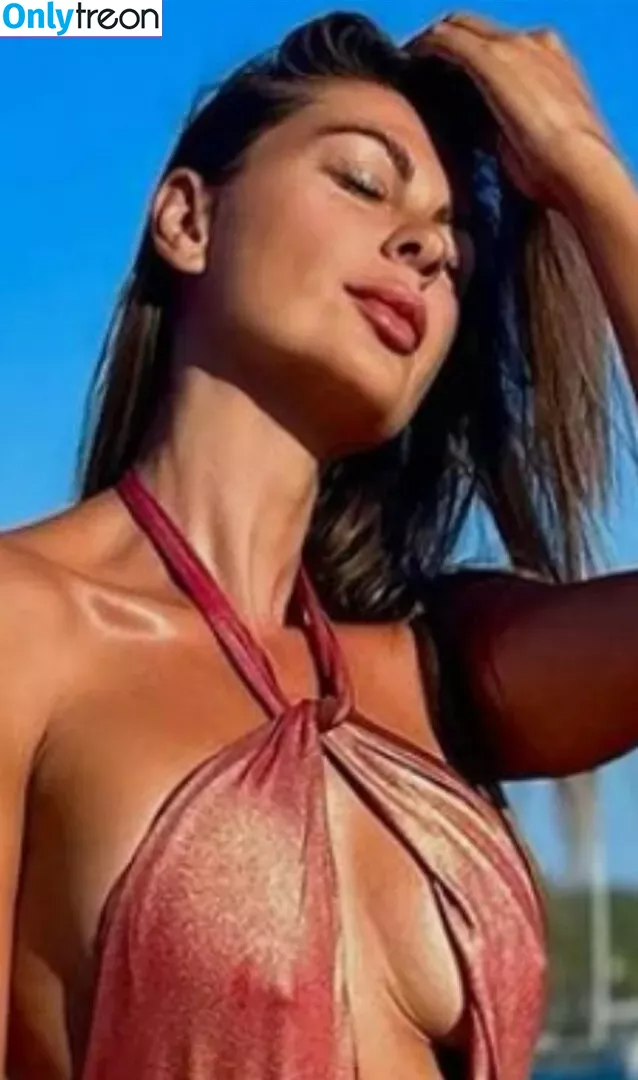Jolanda De Rienzo голая photo #0111 (jolefiore)