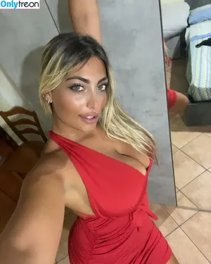jole9090 / jollywoman1 / thejoelsolis nude photo #0006