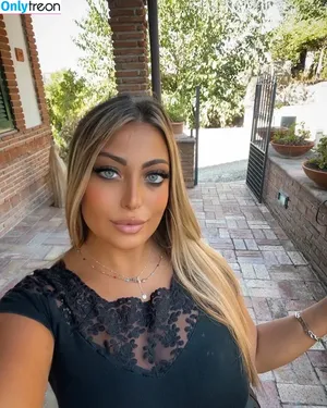 jole9090 / jollywoman1 / thejoelsolis nude photo #0020