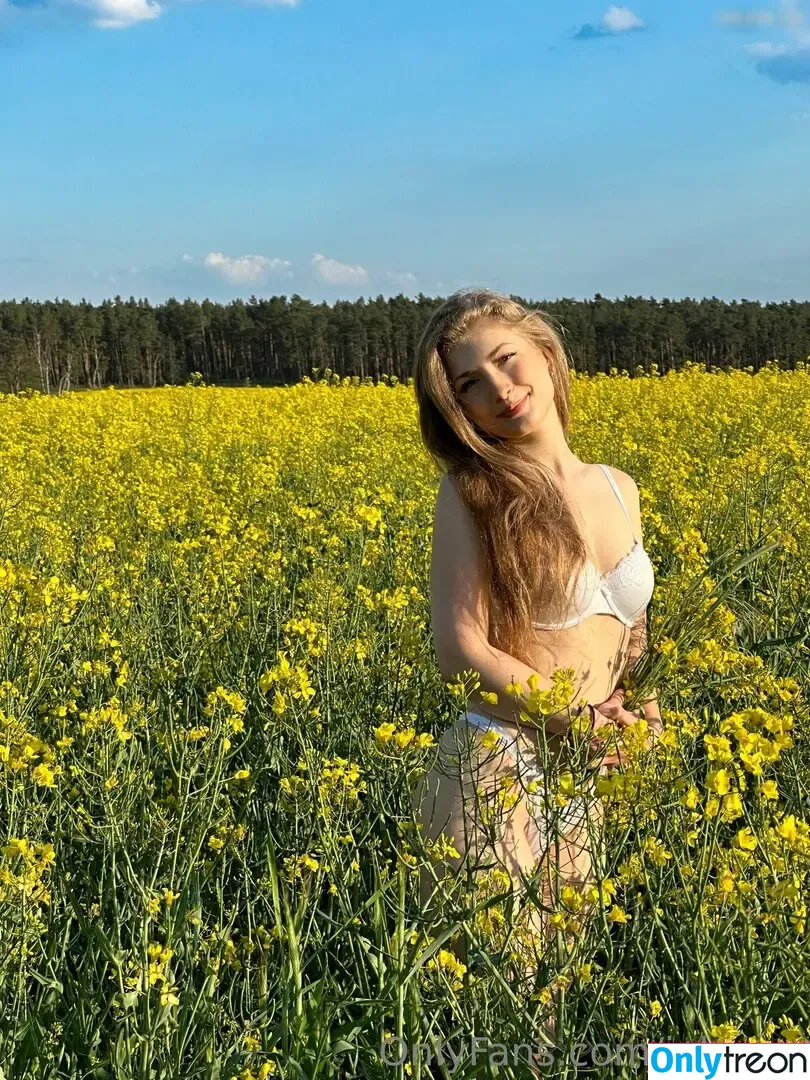 Jolean nude photo #0147 (Joleany / its_jolean / joleanttv)