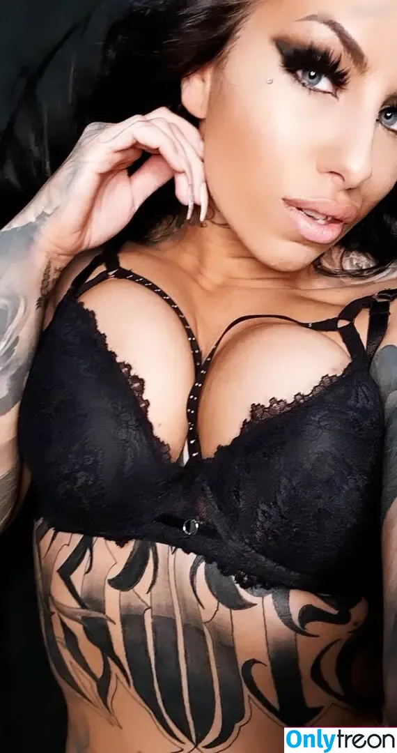 Jolie Ray nude photo #0005 (hannahtaylorx / jolie.ray.ink)