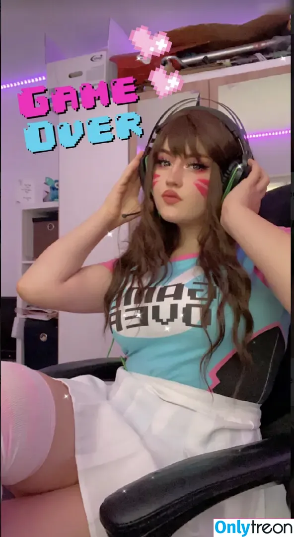 Jooyce.Chan nude photo #0033 (Jooyce.Chan)
