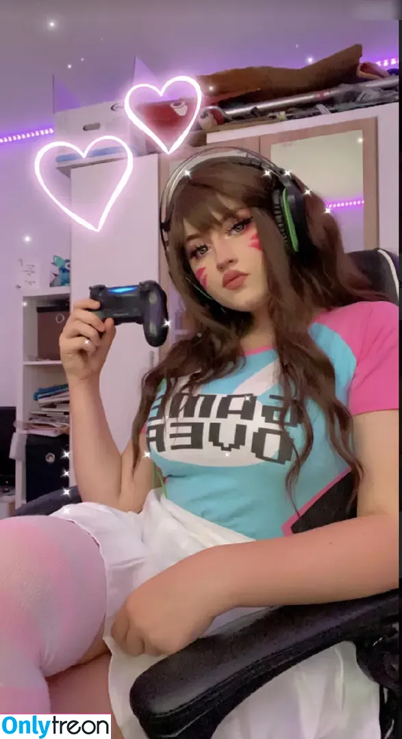 Jooyce.Chan nude photo #0034 (Jooyce.Chan)