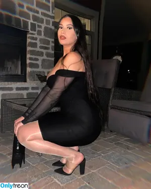 Joqueenzer nude photo #0002
