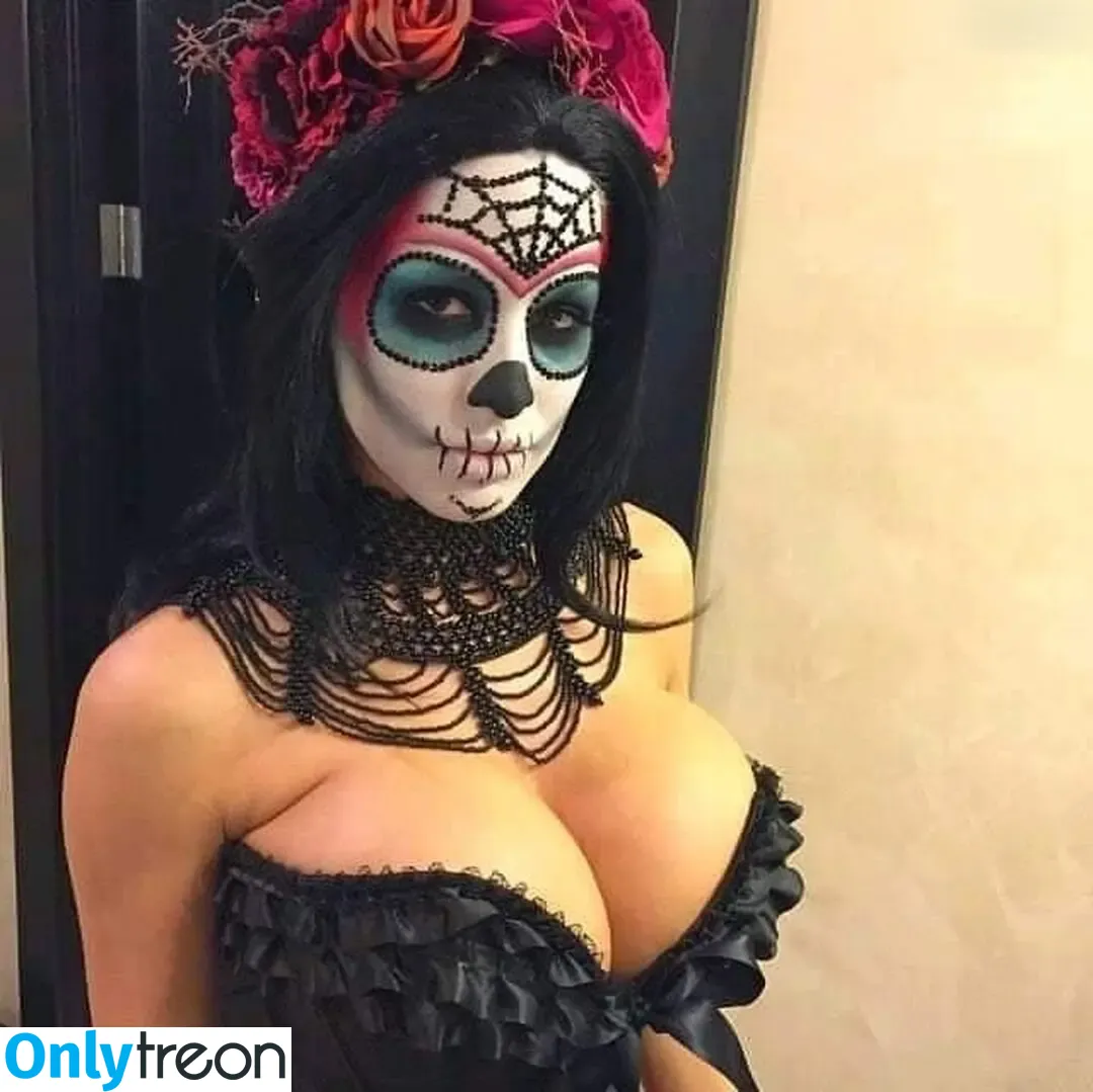 Jordan Carver nude photo #0412 (joca / jordancarverofficial)