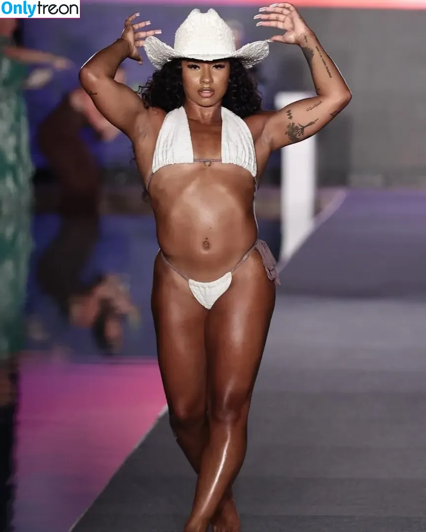 Jordan Chiles голая photo #0146 (jordanchiles)