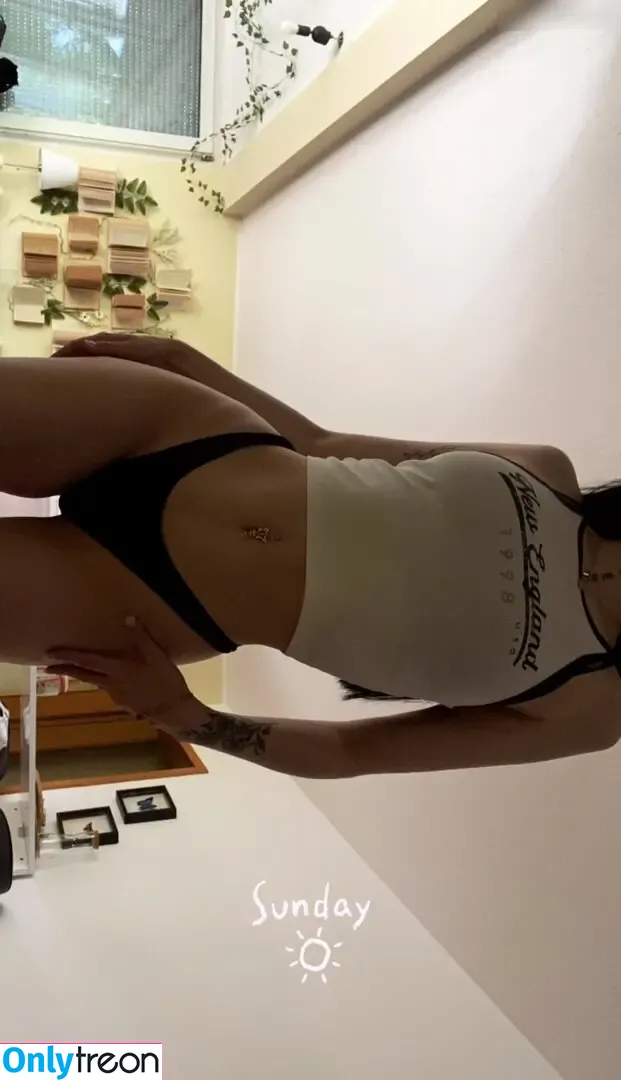 Jordan.Offiziell nude photo #0129 (Jordan_official / jordan.hikaru)